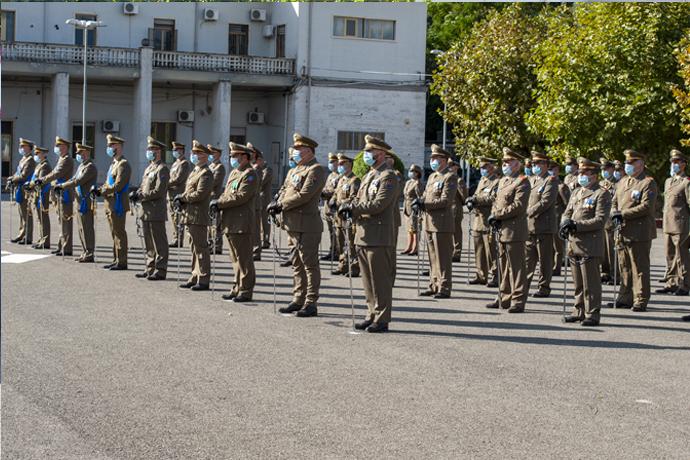 ESERCITO: AVVICENDAMENTO AL COMANDO DEL “VULTURE”   Il Tenente Colonnello De Palma cede il comando del “VULTURE” al parigrado Pepe