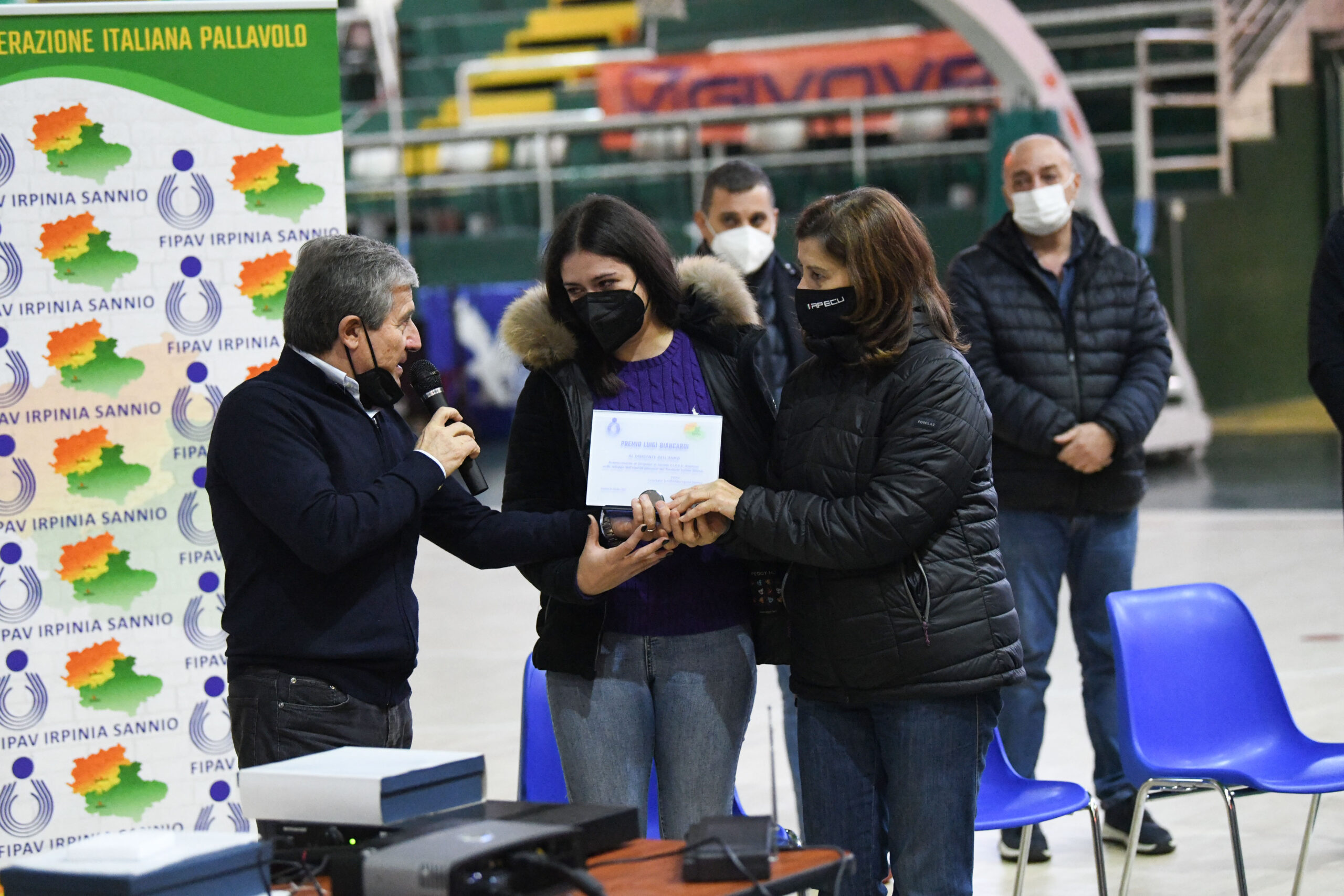 Grande partecipazione da parte delle Società del Comitato territoriale Irpinia   Sannio allincontro che si è tenuto domenica mattina al Palazzetto dello Sport Giacomo Del Mauro. Ricordato lavellano Luigi Biancardi