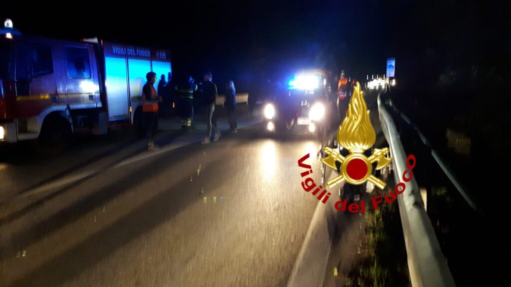 IRPINIA  Incidente tra auto e moto, 23enne gravemente ferito