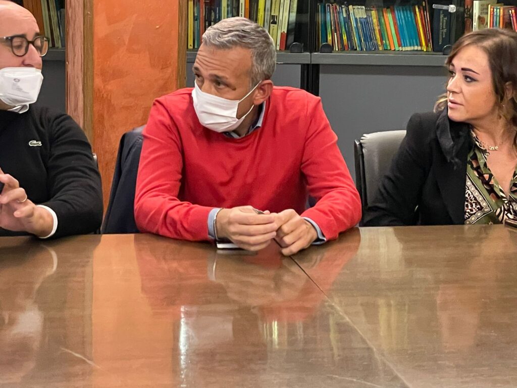 SPERONE. Si è tenuto il primo consiglio comunale con sindaco Adolfo Alaia. Video e Foto