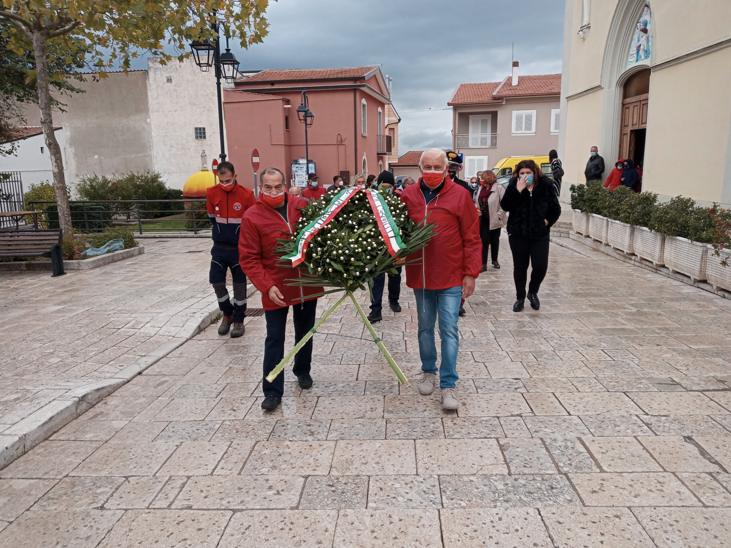 Omaggio ai caduti di tutte le guerre , il 4 novembre a Flumeri, con Autorità, Associazioni di Volontariato e Protezione Civile.
