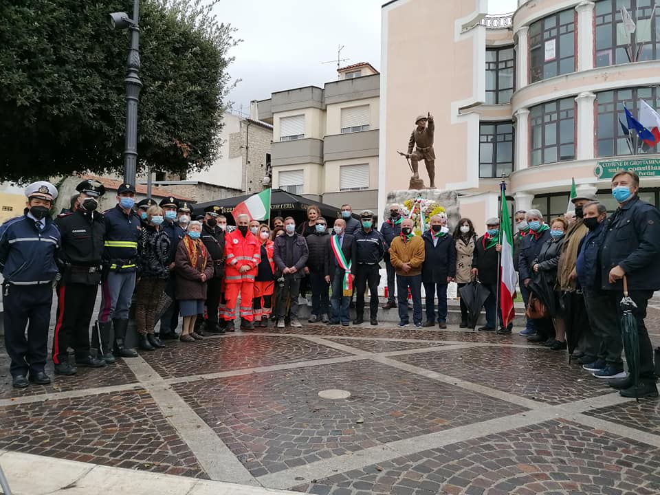 GROTTAMINARDA. 4 novembre 2021: celebrazioni milite ignoto, unità nazionale e forze armate.