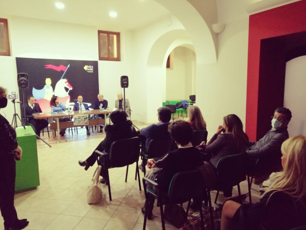 AVELLA. Autori in Giardino, il Comitato Irpino ISRI ha presentato La guerra per il mezzogiorno