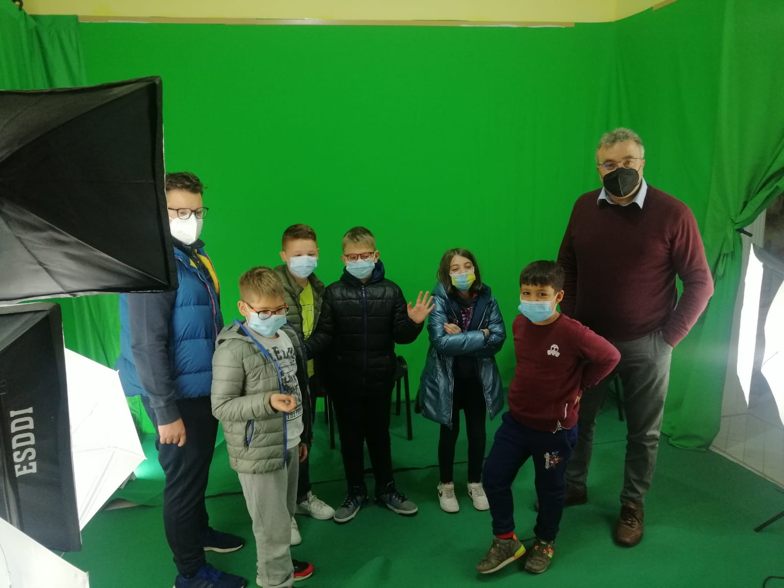 AVELLA. Il Telegiornale dei ragazzi del Campus dellArte di Avella. Video e Foto