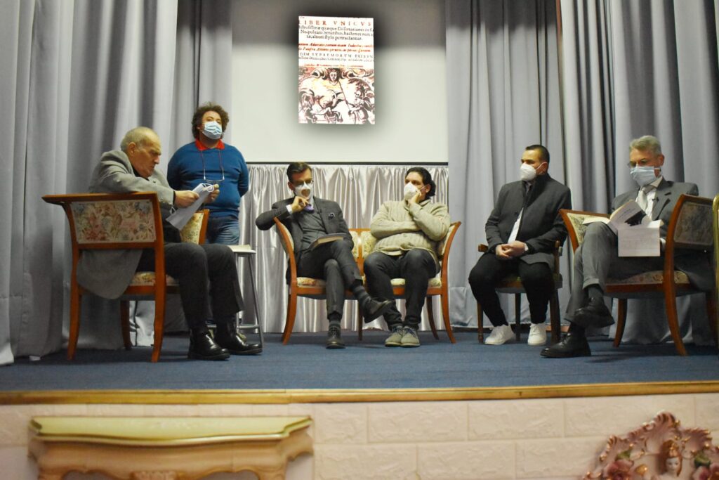 SARNO. Presentato il secondo volume di “Studi Storici Sarnesi”, “L’affermazione dei civili: il caso degli Hodierna”. Cacciatore: “Si tratta di un’opera pregevole”