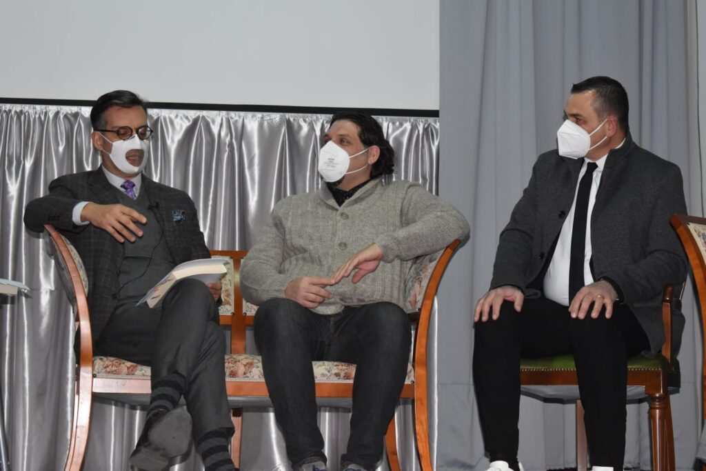 SARNO. Presentato il secondo volume di “Studi Storici Sarnesi”, “L’affermazione dei civili: il caso degli Hodierna”. Cacciatore: “Si tratta di un’opera pregevole”