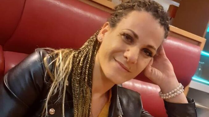 3479D175-7A8C-4D7D-8F28-9FE634547E4C