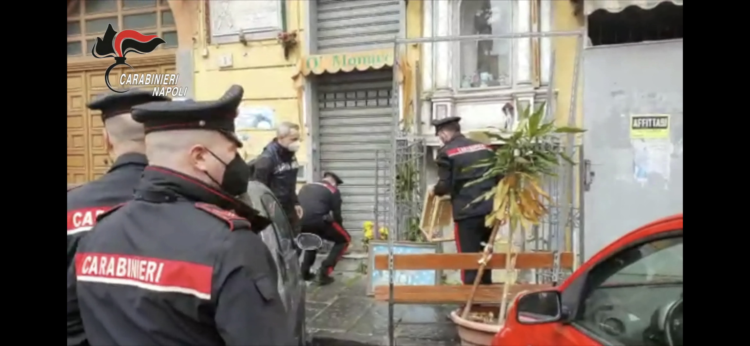 NAPOLI. Sequestro di undici edicole votive ubicate nei quartieri cittadini del Vasto Arenaccia e di San Carlo Arena NAPOLI. Sequestro di undici edicole votive ubicate nei quartieri cittadini del Vasto Arenaccia e di San Carlo Arena