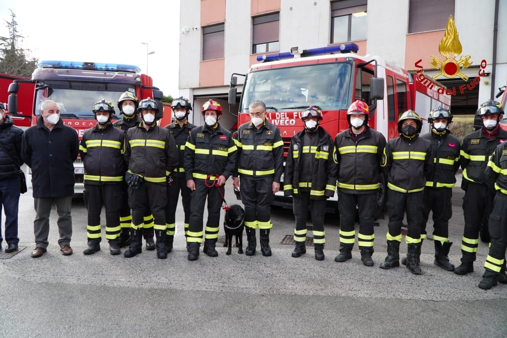 AVELLINO. Va in pensione Sasha, il cane Pompiere del nucleo cinofilo di Avellino. AVELLINO. Va in pensione Sasha, il cane Pompiere del nucleo cinofilo di Avellino.