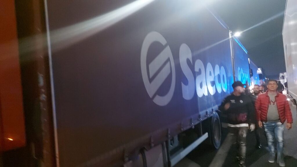 CAMPANIA. Inizia il blocco degli autotrasportatori nonostante il no della Commissione
