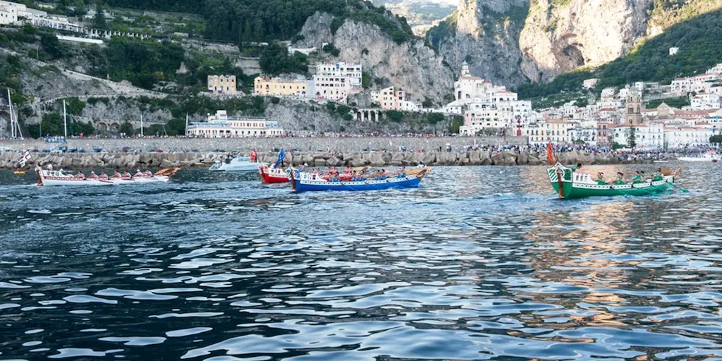 Ecco la 66 esima Regata Storica delle Antiche Repubbliche Marinare: È il turno di AMALFI Ecco la 66 esima Regata Storica delle Antiche Repubbliche Marinare: È il turno di AMALFI