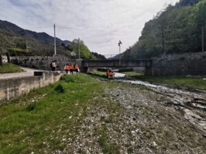 AVELLA. Clean Clanio, operazione Clanio pulito. I giovani e non solo ripuliscono il torrente. Video e Foto