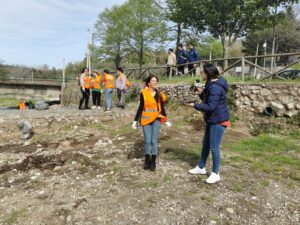 AVELLA. Clean Clanio, operazione Clanio pulito. I giovani e non solo ripuliscono il torrente. Video e Foto