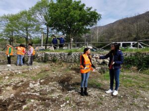 AVELLA. Clean Clanio, operazione Clanio pulito. I giovani e non solo ripuliscono il torrente. Video e Foto