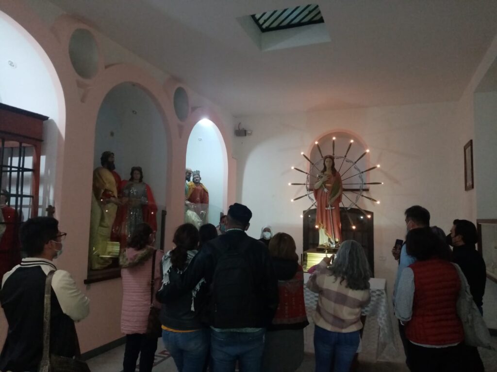 Mugnano   Fedeli dal Messico al Santuario