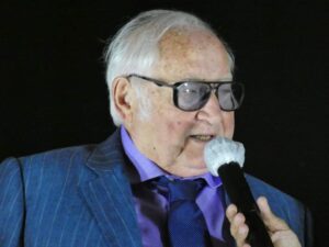 NOLA. Festival “Le Voci di Napoli “ Vince Rubina Della Pietra. Applausi a scena aperta del folto pubblico. Testimonial Pino Mauro