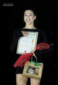 NOLA. Festival “Le Voci di Napoli “ Vince Rubina Della Pietra. Applausi a scena aperta del folto pubblico. Testimonial Pino Mauro