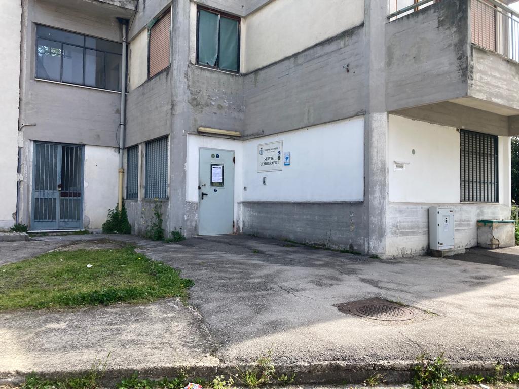 CIMITILE. Il sindaco chiude l’ufficio anagrafe per mancanza di personale. Arrivata l’ordinanza. CIMITILE. Il sindaco chiude l’ufficio anagrafe per mancanza di personale. Arrivata l’ordinanza.