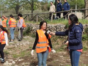 AVELLA. Clean Clanio, operazione Clanio pulito. I giovani e non solo ripuliscono il torrente. Video e Foto