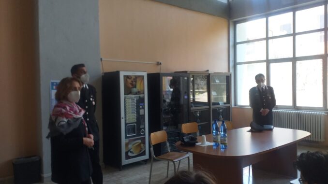 e5ee0522-9625-4bbe-b796-535977f42e7d