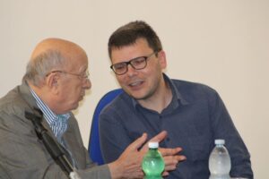 La Costituzione, l’Europa, il Popolarismo e le Autonomie locali. Ciriaco De Mita, autodidatta e ragazzo di montagna diventato leader politico e presidente del Consiglio dei ministri.