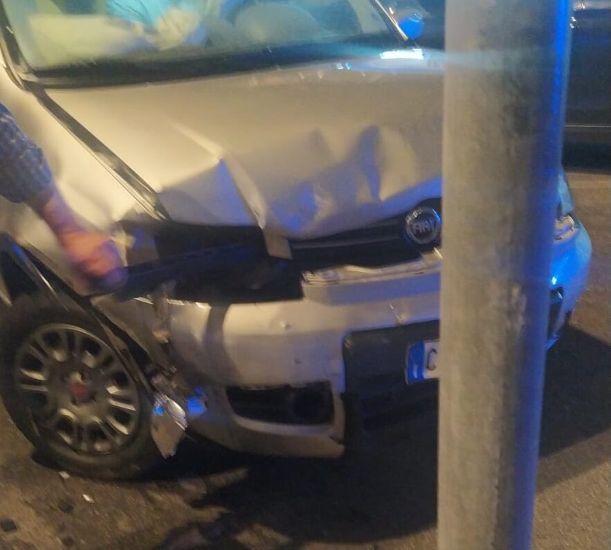 MUGNANO DEL CARDINALE. Incidente stradale, coinvolte diverse auto con diversi feriti. MUGNANO DEL CARDINALE. Incidente stradale, coinvolte diverse auto con diversi feriti.