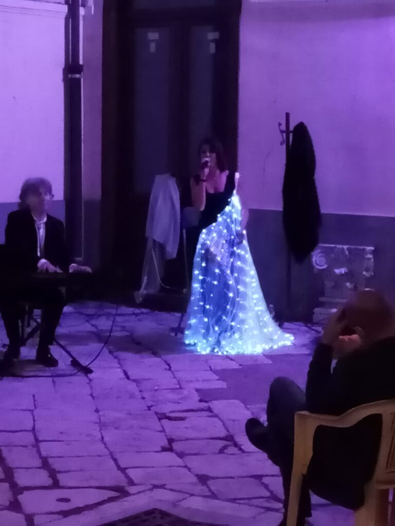 Mugnano del Cardinale   Successo per Donne che cantano e in... cantano