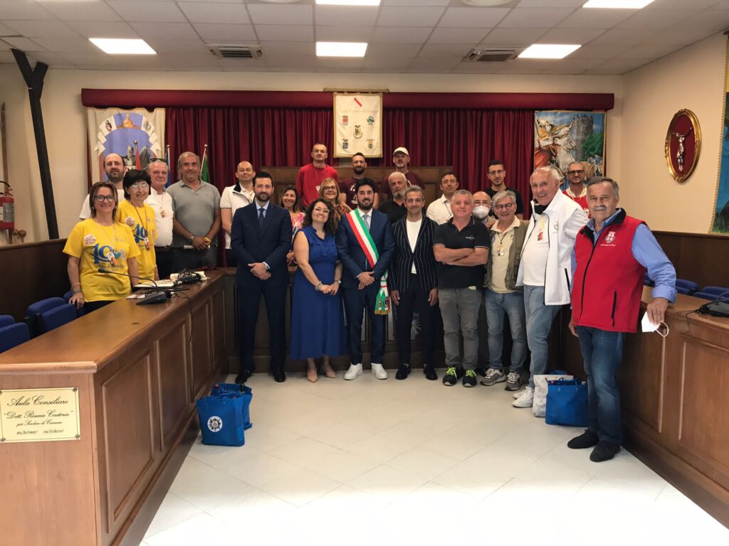 CICCIANO. Si è conclusa ieri la XVII edizione del Palio del Casale, la gara mondiale di corsa su asini.