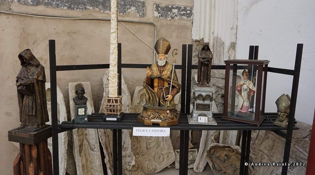 NOLA. Successo della Mostra, a Santa Maria La Nova: I linguaggi del bello nei manufatti artistici in cartapesta. FOTO