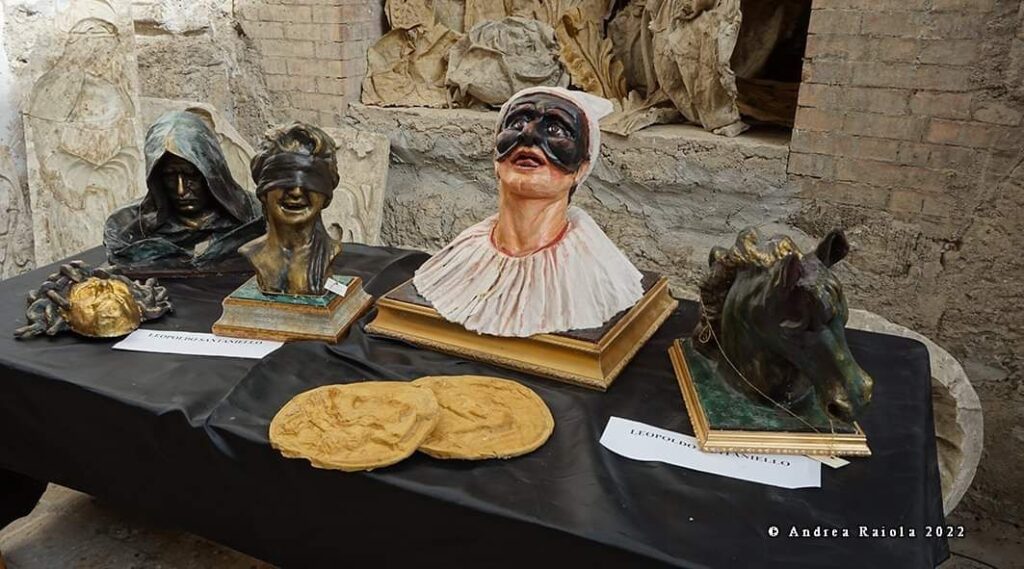 NOLA. Successo della Mostra, a Santa Maria La Nova: I linguaggi del bello nei manufatti artistici in cartapesta. FOTO