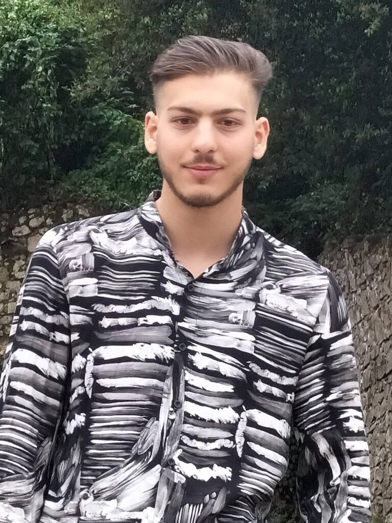 100 DI QUESTI GIORNI. Quindici (AV), compie 18 anni Giuseppe Grasso