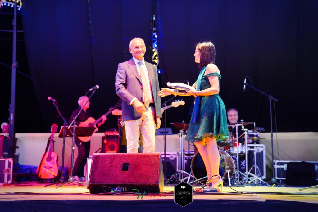 MUGNANO DEL CARDINALE. Premio BASSA IRPINIA 2022. Rivedi la serata e le 678 foto più belle della manifestazione