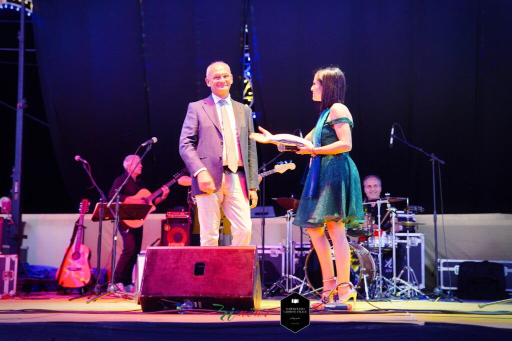 MUGNANO DEL CARDINALE. Premio BASSA IRPINIA 2022. Rivedi la serata e le 678 foto più belle della manifestazione