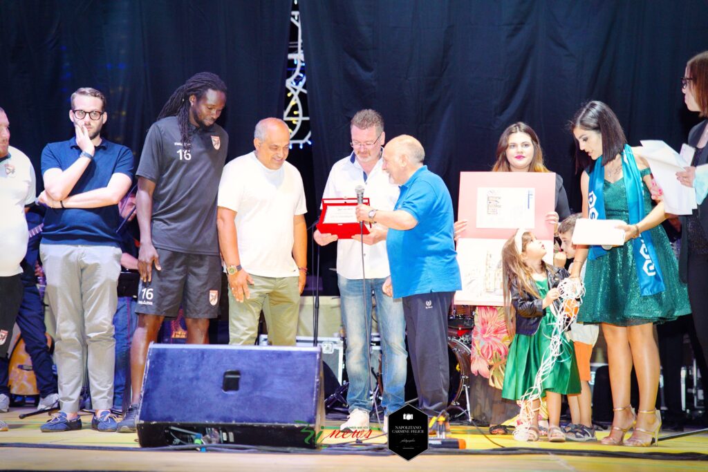 MUGNANO DEL CARDINALE. Premio BASSA IRPINIA 2022. Rivedi la serata e le 678 foto più belle della manifestazione