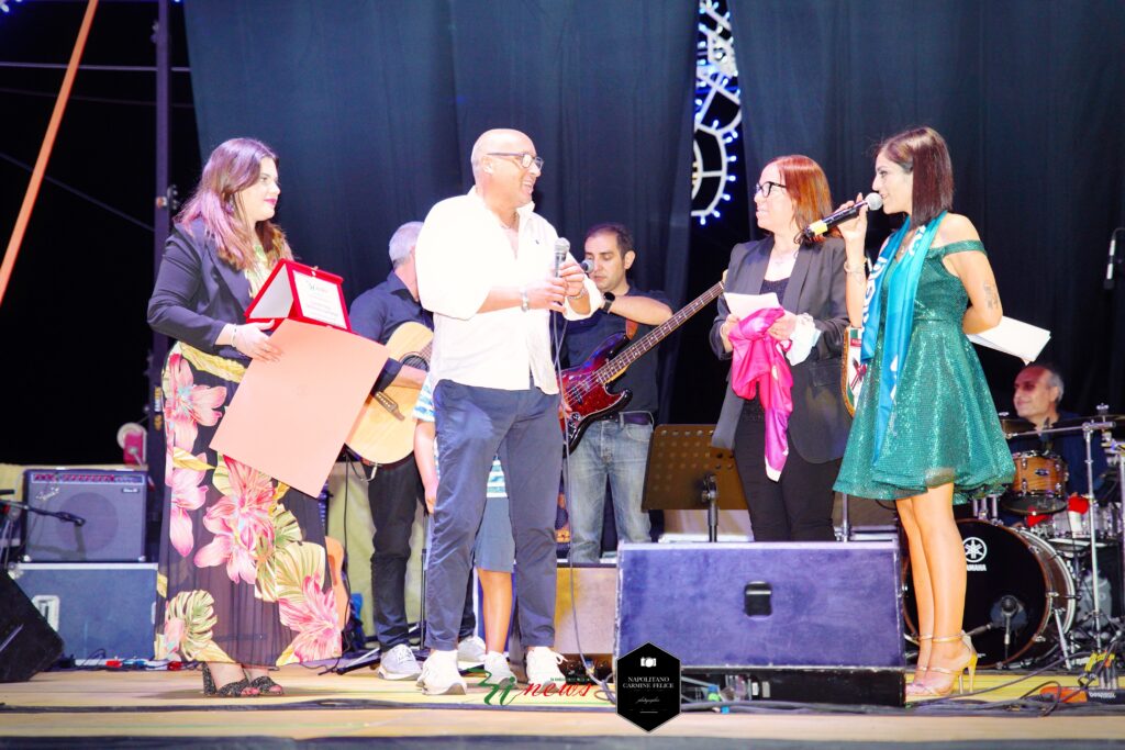 MUGNANO DEL CARDINALE. Premio BASSA IRPINIA 2022. Rivedi la serata e le 678 foto più belle della manifestazione