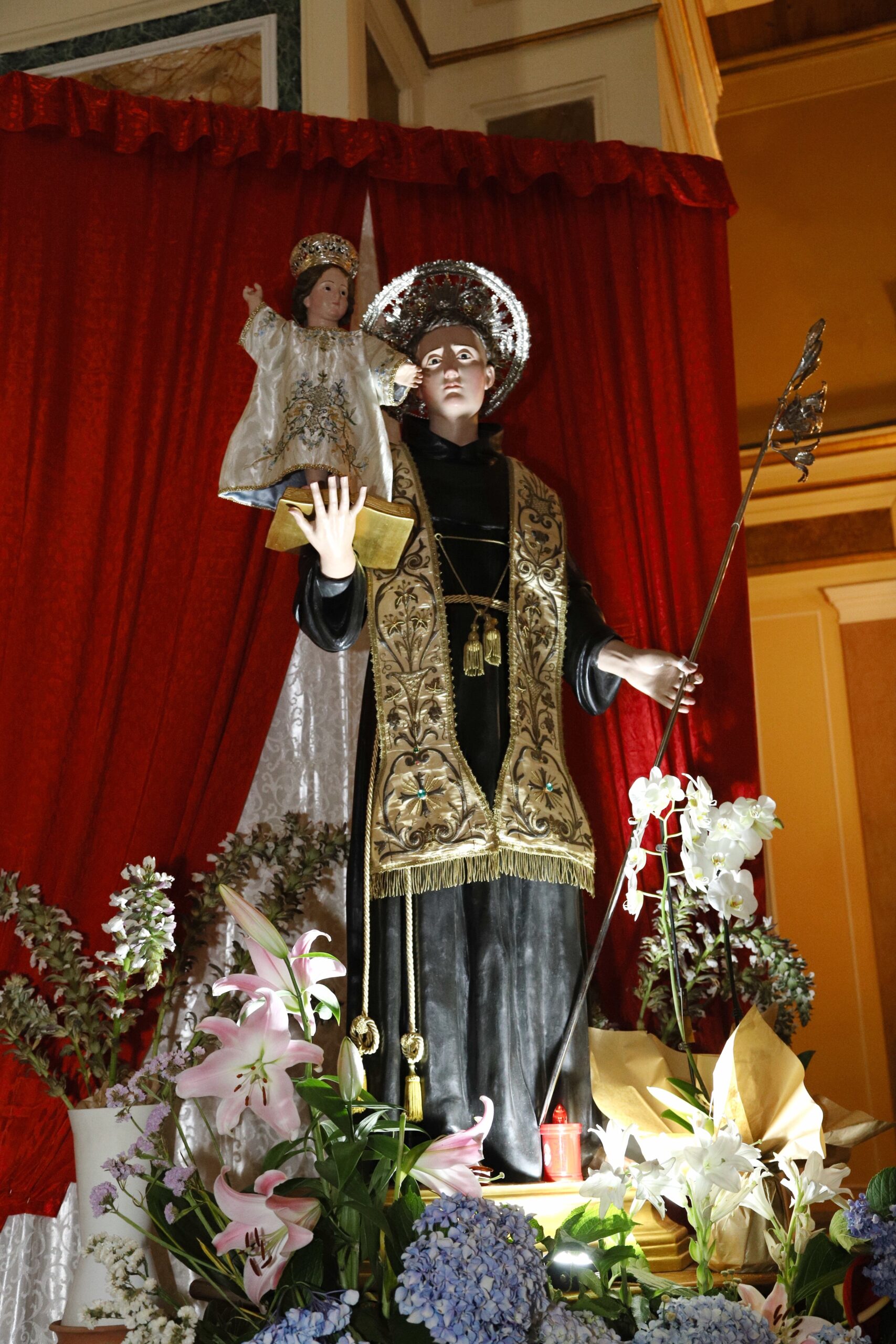MUGNANO DEL CARDINALE. Il magistrato Catello Maresca in visita al Santuario di Santa Filomena. Le foto più belle