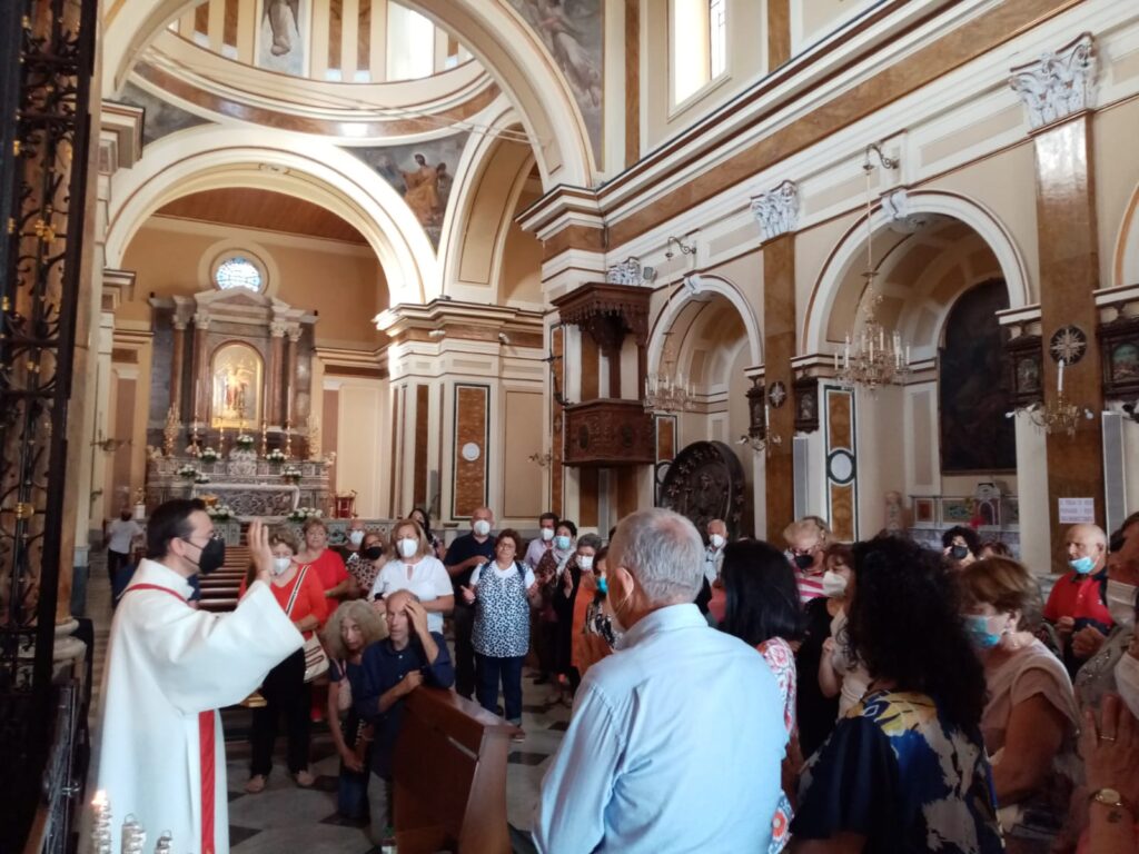 Mugnano Continuano i pellegrinaggi al Santuario di Santa Filomena Mugnano Continuano i pellegrinaggi al Santuario di Santa Filomena