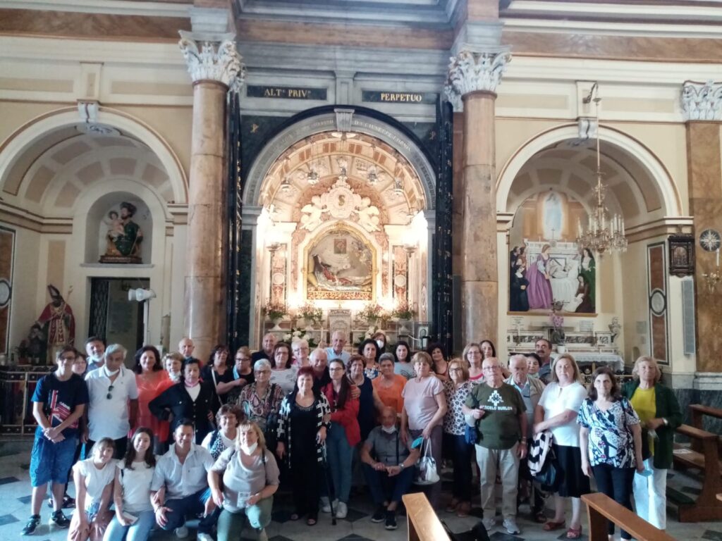 Mugnano Continuano i pellegrinaggi al Santuario di Santa Filomena Mugnano Continuano i pellegrinaggi al Santuario di Santa Filomena