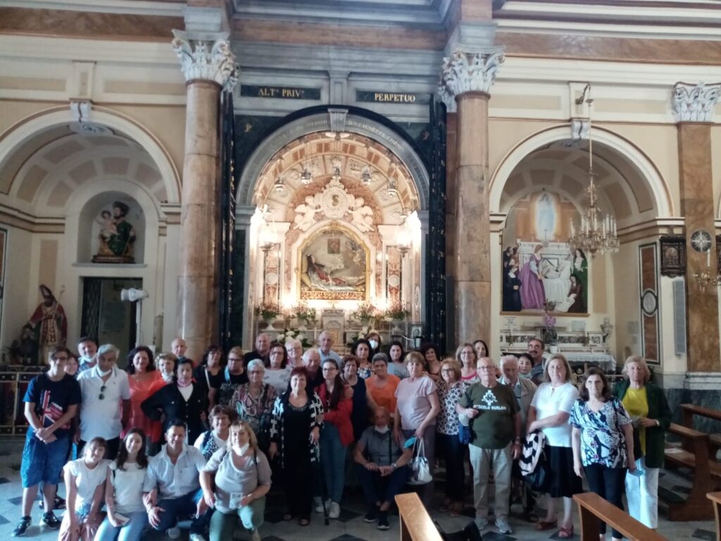 Mugnano Continuano i pellegrinaggi al Santuario di Santa Filomena Mugnano Continuano i pellegrinaggi al Santuario di Santa Filomena