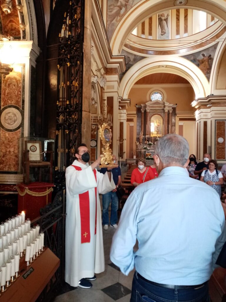 Mugnano   Continuano i pellegrinaggi al Santuario di Santa Filomena