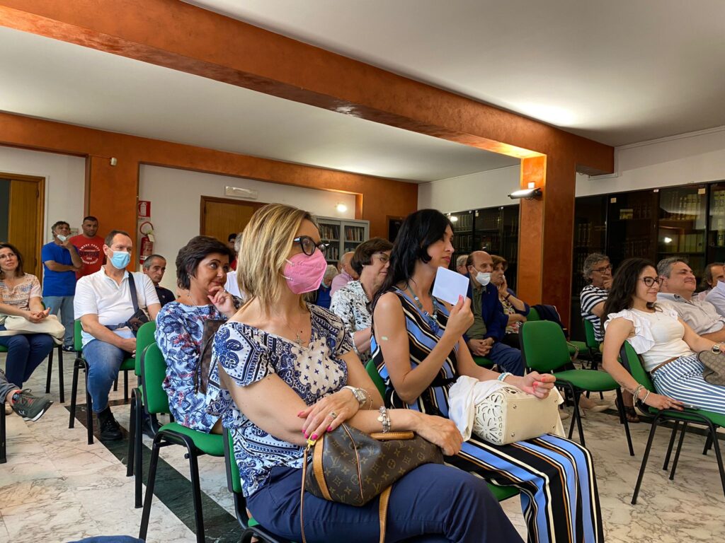 SPERONE. Congresso tematico Democratici per l’Irpinia. Sviluppo in Irpinia ancora una priorità? Tra gli ospiti Maurizio Petracca, Enzo De Luca, Marco Alaia. Foto e Video SPERONE. Congresso tematico Democratici per l’Irpinia. Sviluppo in Irpinia ancora una priorità? Tra gli ospiti Maurizio Petracca, Enzo De Luca, Marco Alaia. Foto e Video