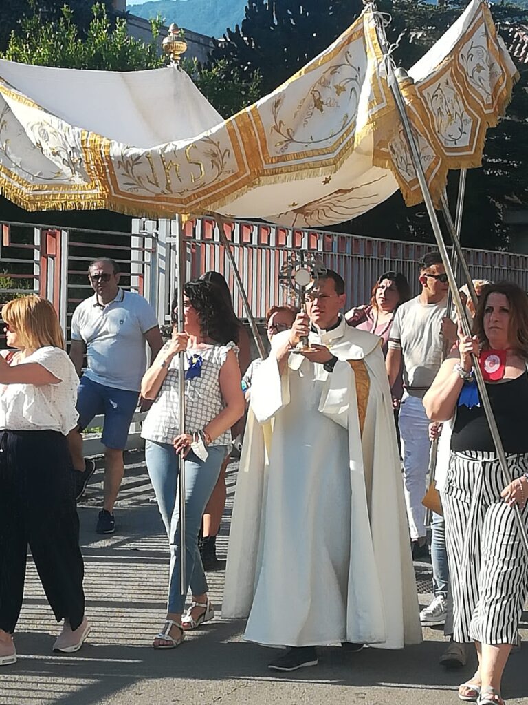 Mugnano   Processione del Corpus Domini. Le foto più belle