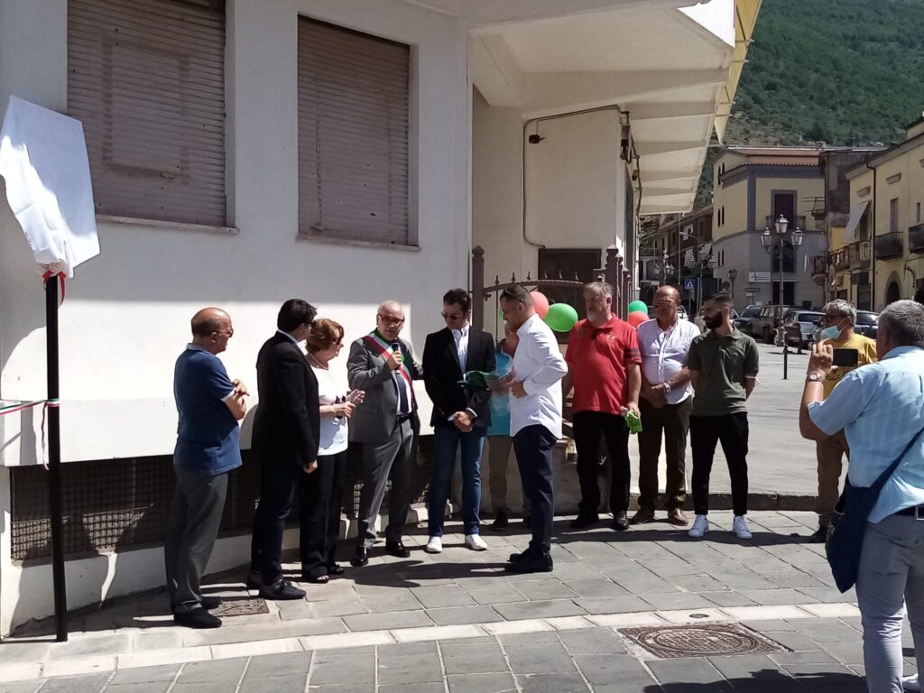 QUADRELLE (AV). Inaugurata Via Antonino Picariello, in memoria del medico quadrellese scomparso. Video e Foto