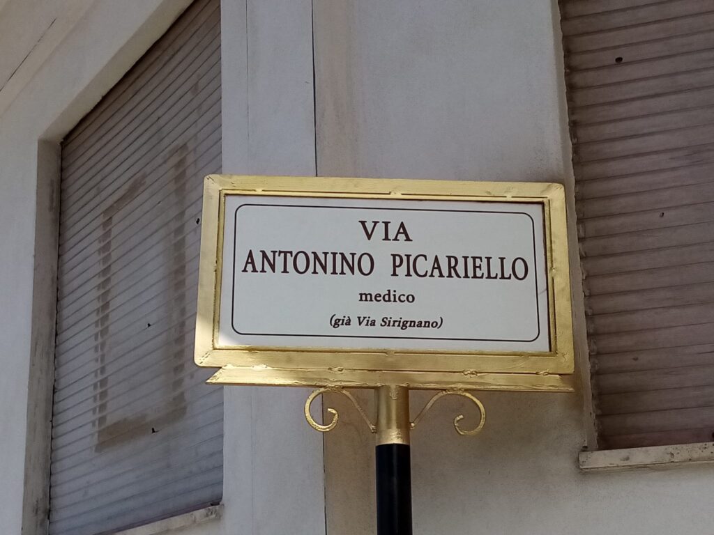 QUADRELLE (AV). Inaugurata Via Antonino Picariello, in memoria del medico quadrellese scomparso. Video e Foto