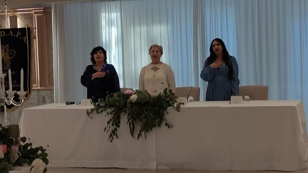 ARIANO IRPINO. Cerimonia delle Candele, il momento più importante dell’anno sociale della Fidapa BPW
