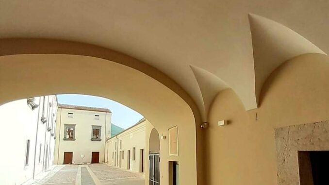 5B183A2B-A9E9-4A66-884F-E4F42395A765