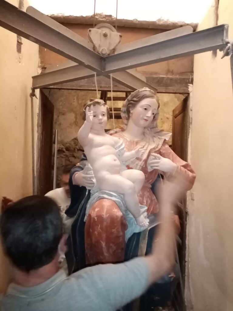 Mugnano   Maria Santissima delle Grazie è ritornata al suo altare