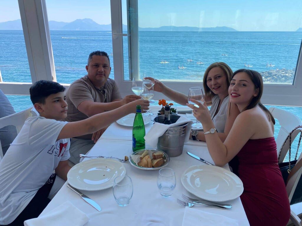 100 DI QUESTI GIORNI. Avella, auguri a Giuseppina Gelso per i suoi primi 40 anni