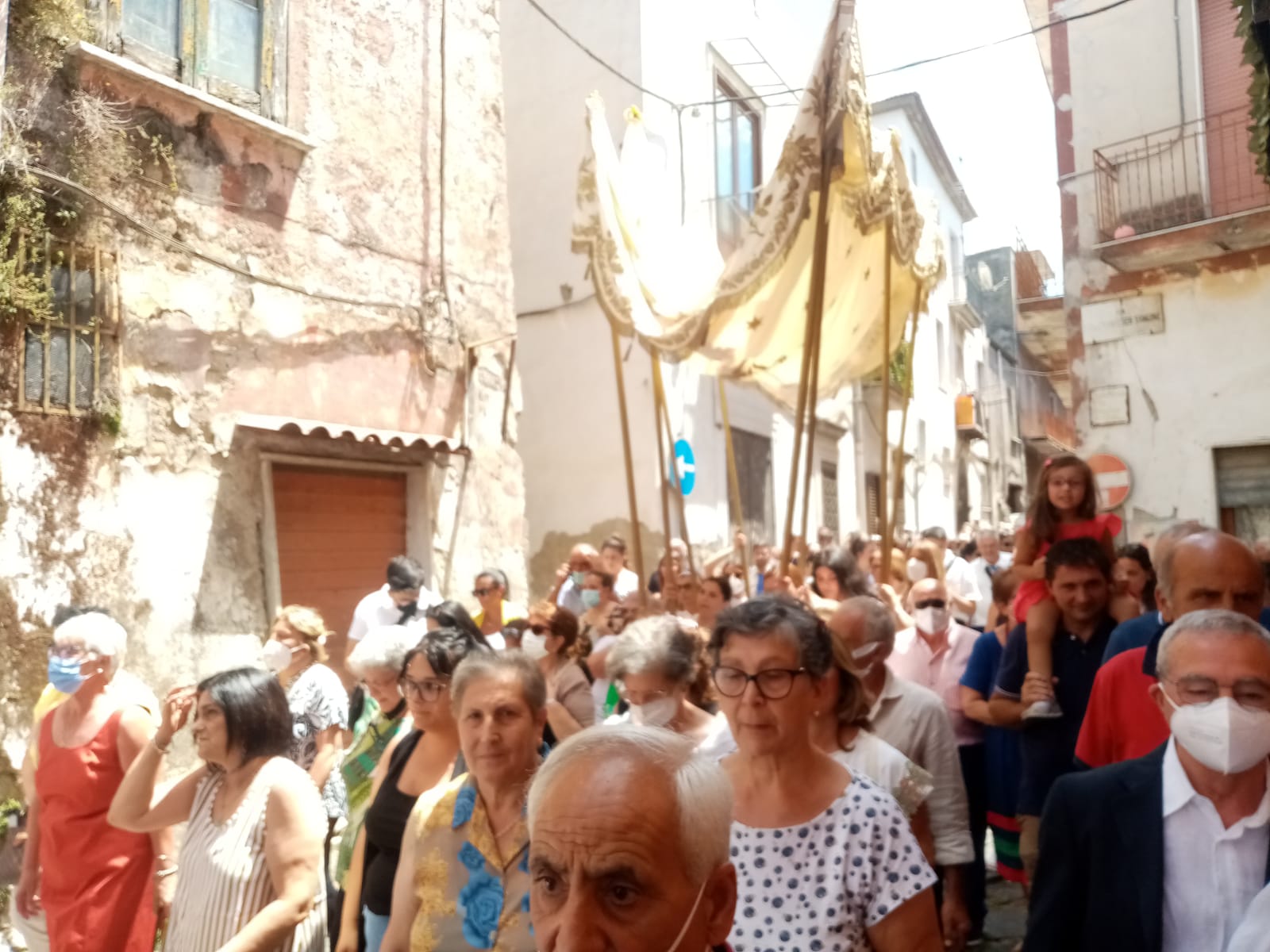 Mugnano del Cardinale (AV) Processione di Maria Santissima delle Grazie tra tradizione e innovazione. Foto e Video Mugnano del Cardinale (AV) Processione di Maria Santissima delle Grazie tra tradizione e innovazione. Foto e Video