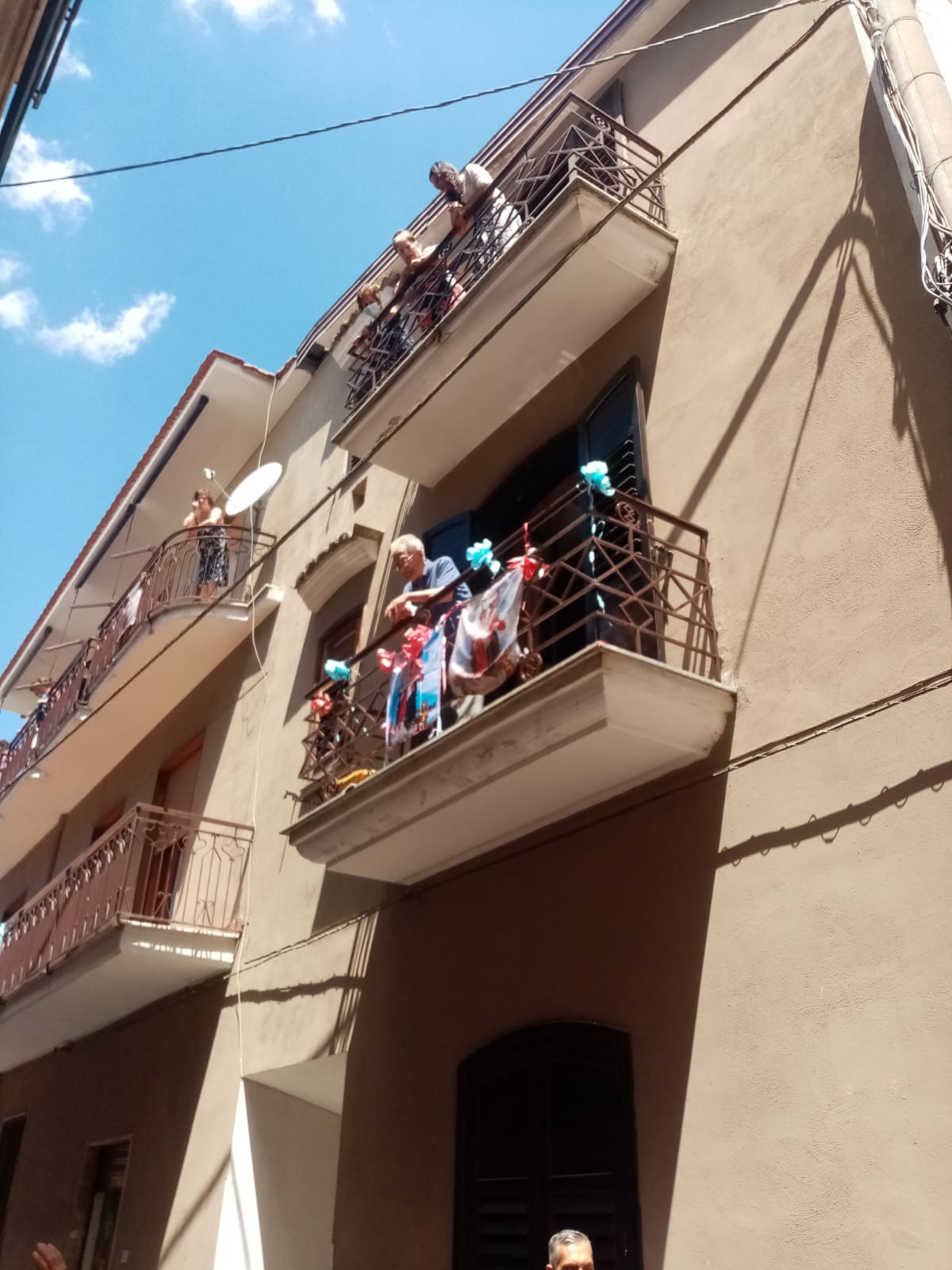 Mugnano del Cardinale (AV) Processione di Maria Santissima delle Grazie tra tradizione e innovazione. Foto e Video Mugnano del Cardinale (AV) Processione di Maria Santissima delle Grazie tra tradizione e innovazione. Foto e Video